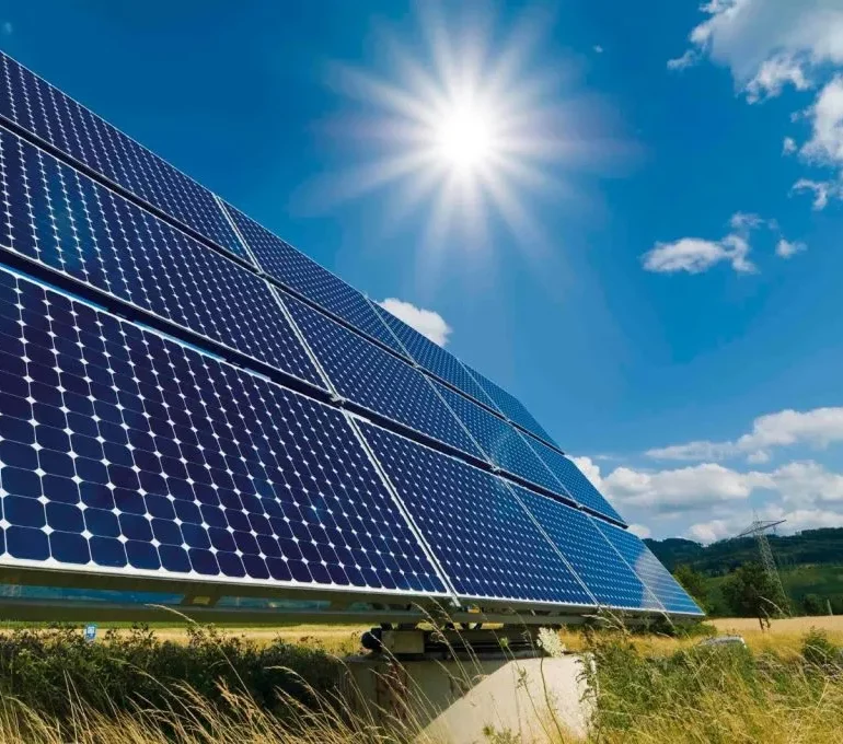 How much energy does a solar panel generate?